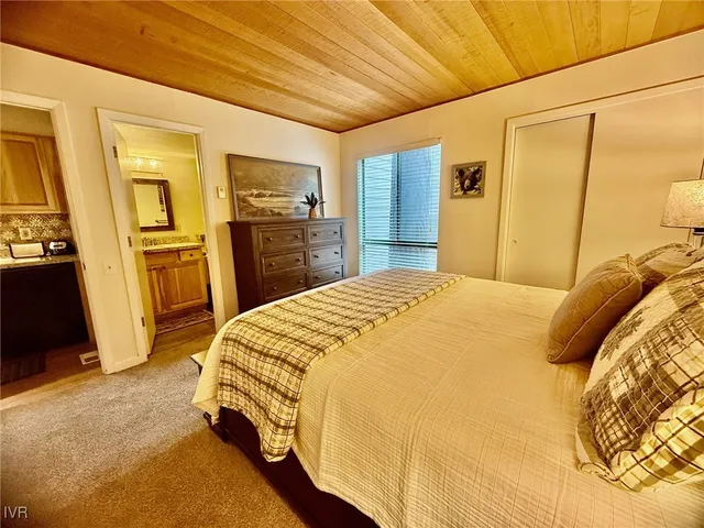 $1,200,000 | 123 Juanita Drive, Unit 129, Incline Village, NV 89451