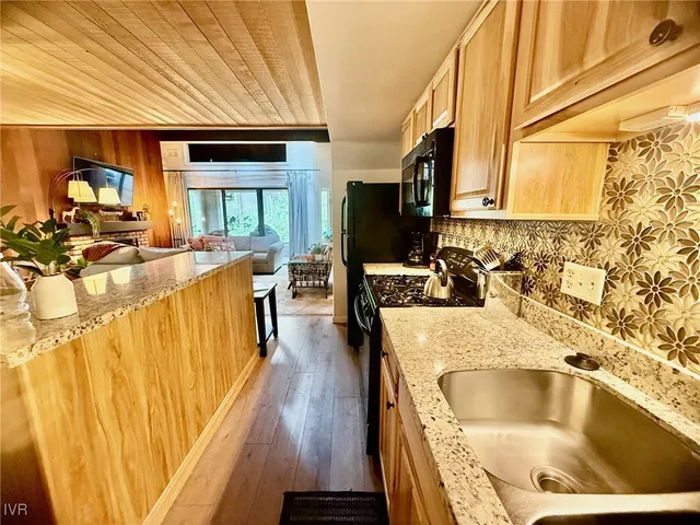 $1,200,000 | 123 Juanita Drive, Unit 129, Incline Village, NV 89451