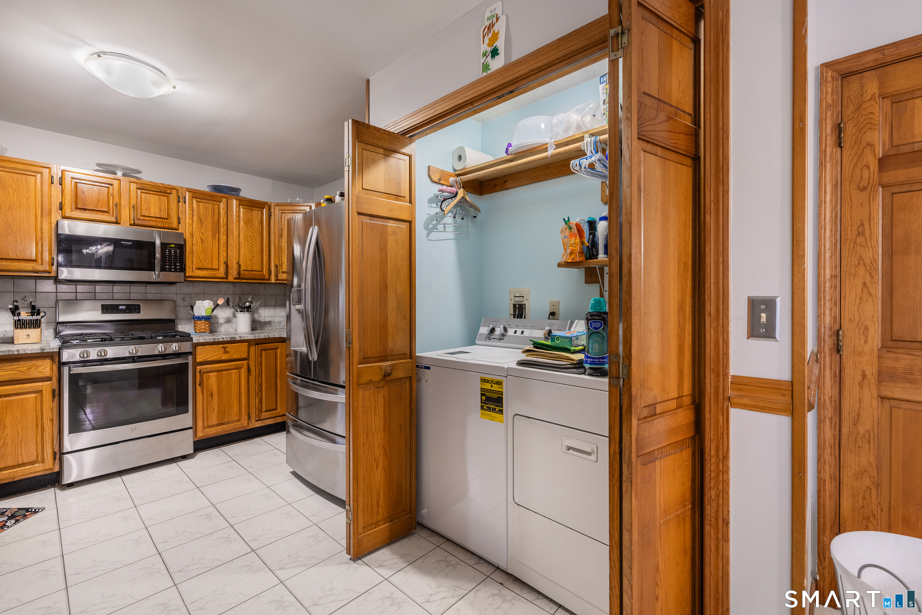 91 Ford Street Ansonia, CT 06401 - Photo 14 of 39