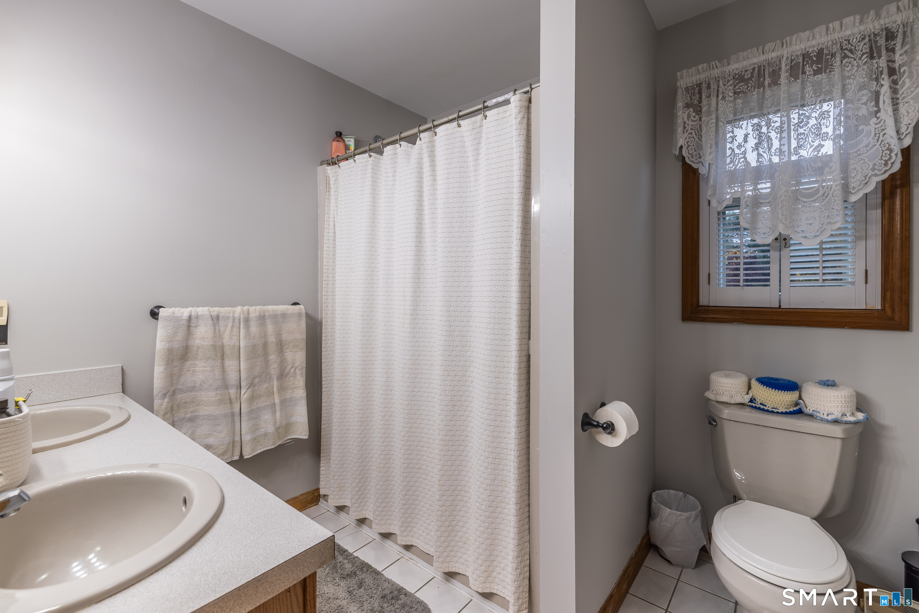 91 Ford Street Ansonia, CT 06401 - Photo 23 of 39