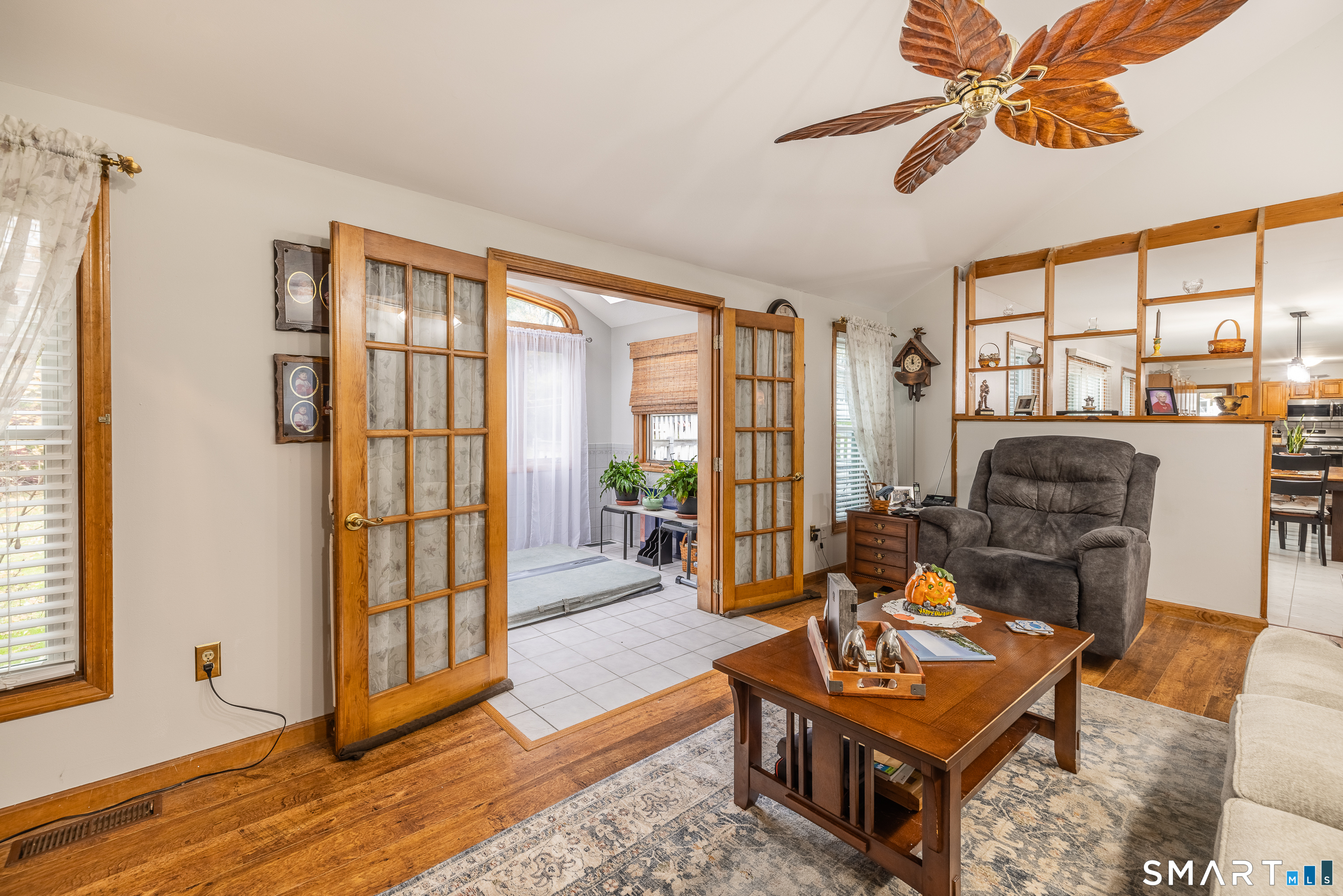 91 Ford Street Ansonia, CT 06401 - Photo 5 of 39