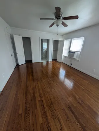 $1,225 | 5622 Chartres Street, Unit 3, Houston, TX 77004