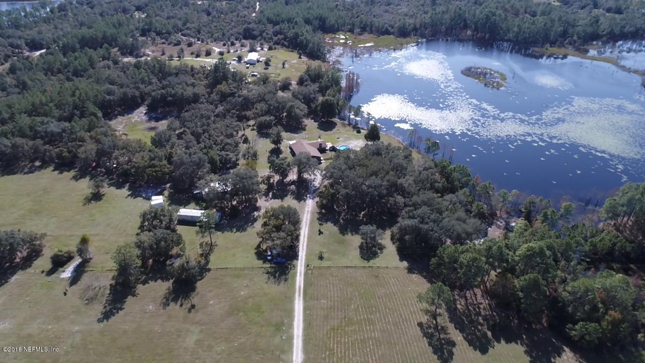 144 Clear Lake Road Crescent City, FL 32112 - Photo 6 of 35 517C256A-9061-4831-8259-ABE2C0823788