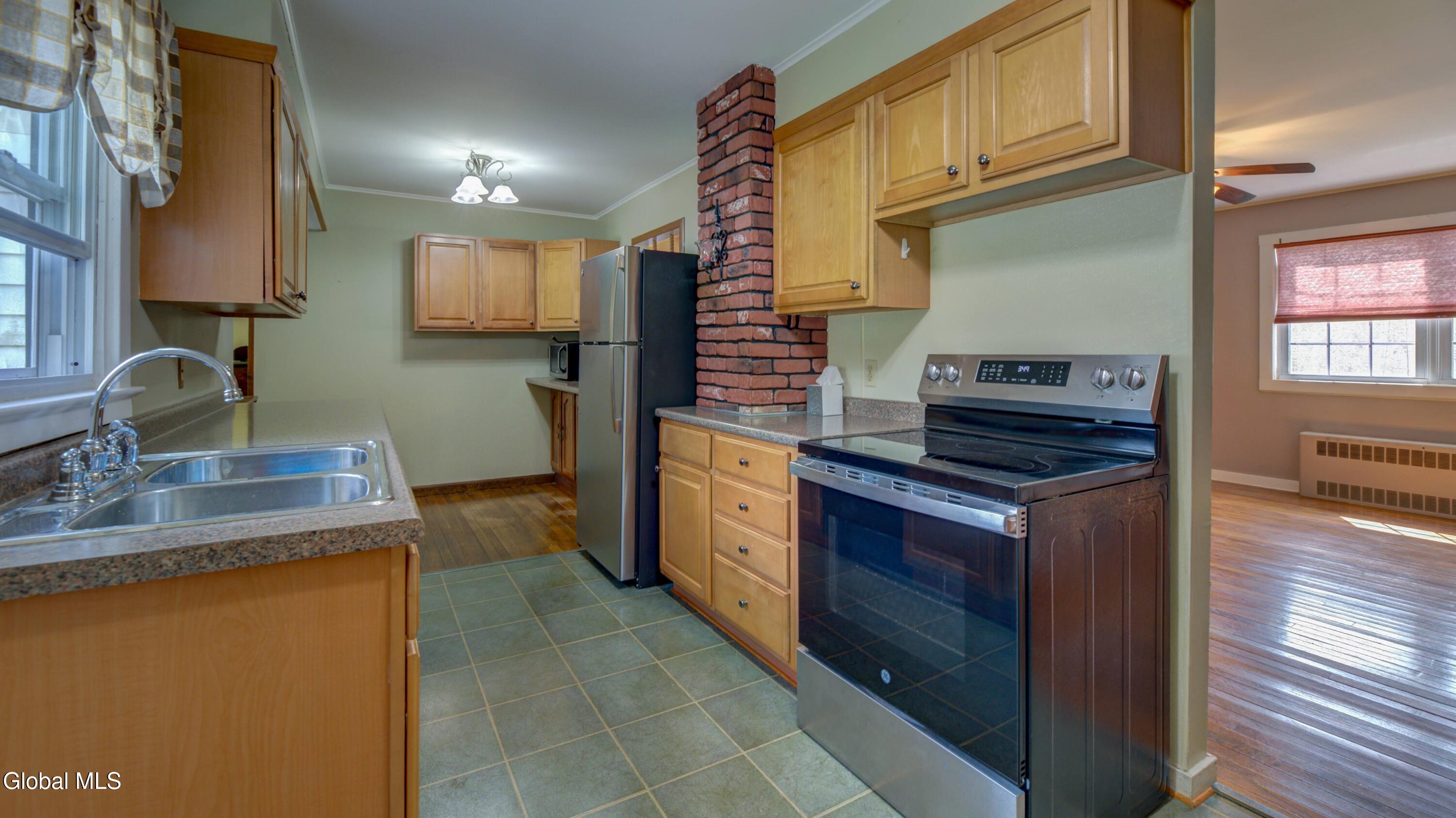 1345 Midline Road Amsterdam, NY 12010 - Photo 24 of 35 1345 Midline Rd-12