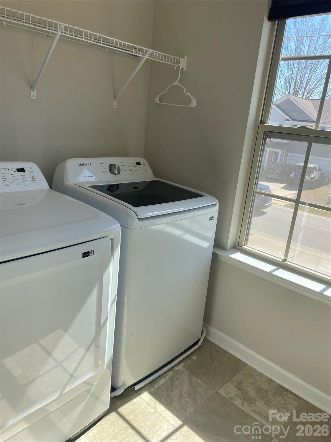 2909 Old Field Road Sumter, SC 29150 - Photo 18 of 39 a utility room with dryer and washer