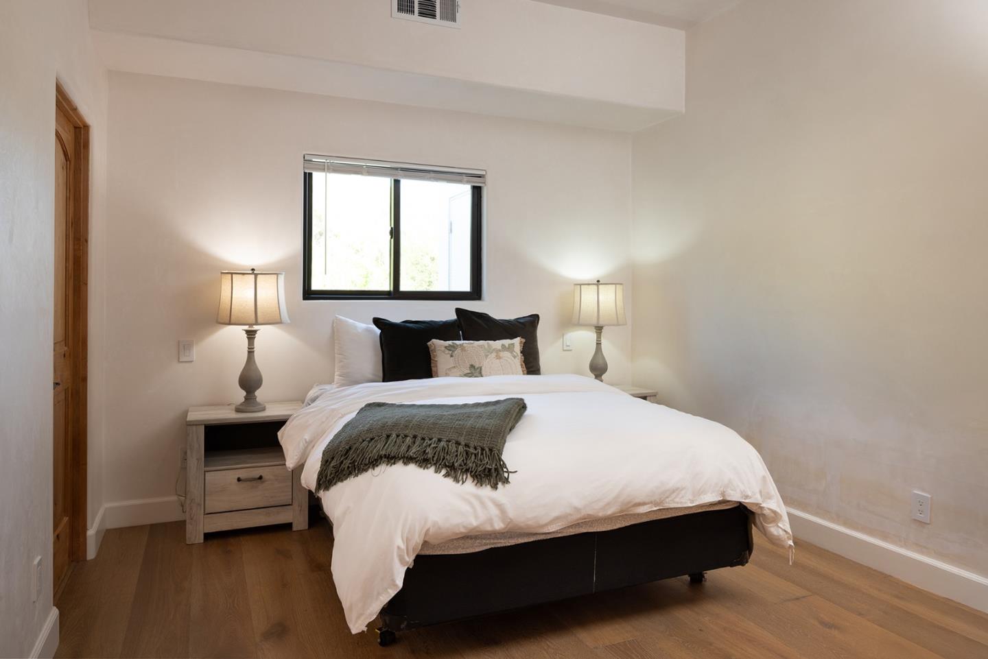 372 Corral De Tierra Road Salinas, CA 93908 - Photo 18 of 30