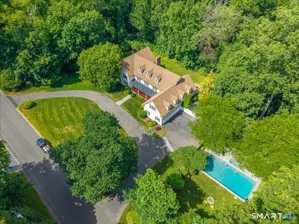 $3,400,000 | 27 Woody Lane, Westport, CT 06880