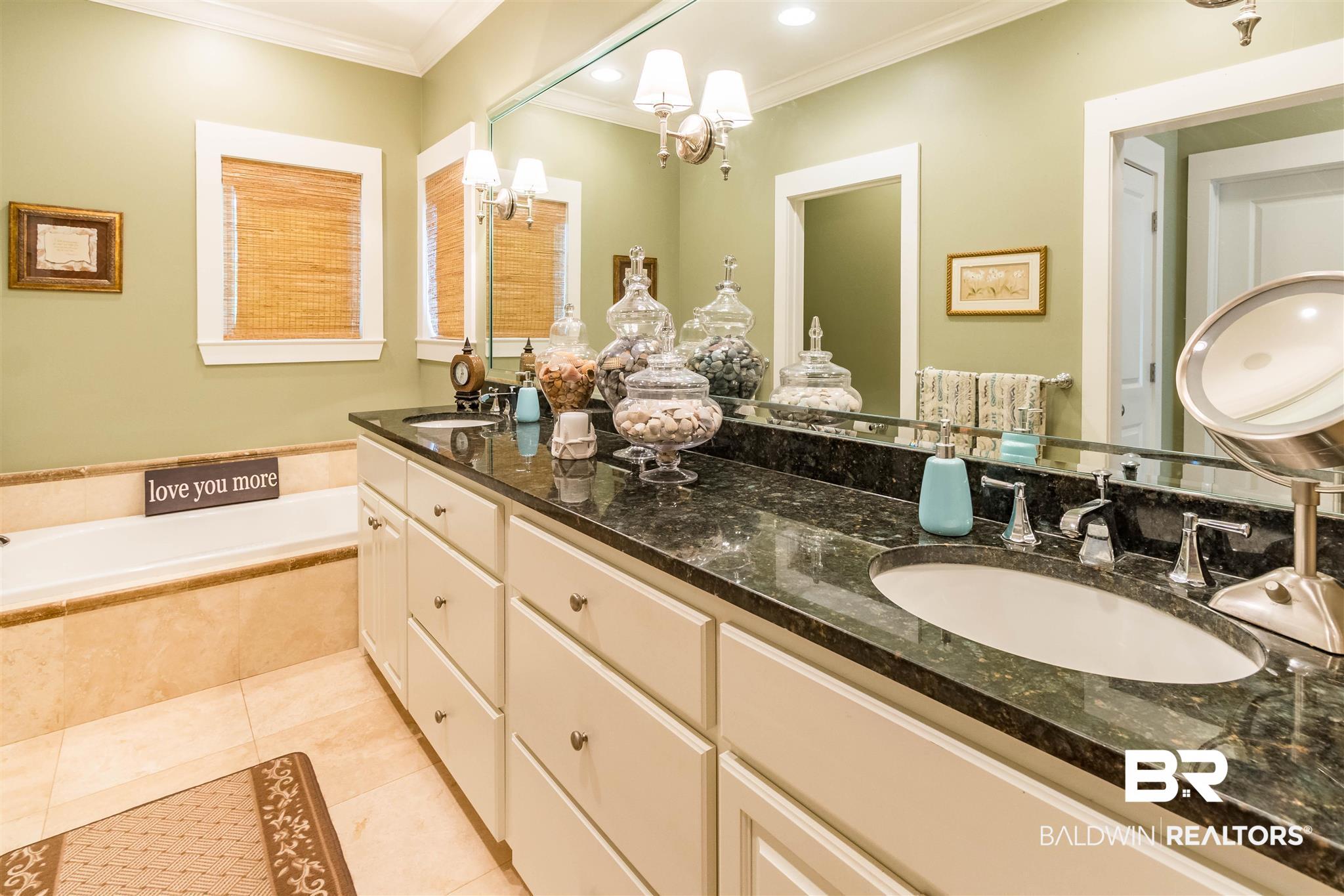 6548 East Quarry Drive Elberta, AL 36530 - Photo 12 of 50 Master Bath