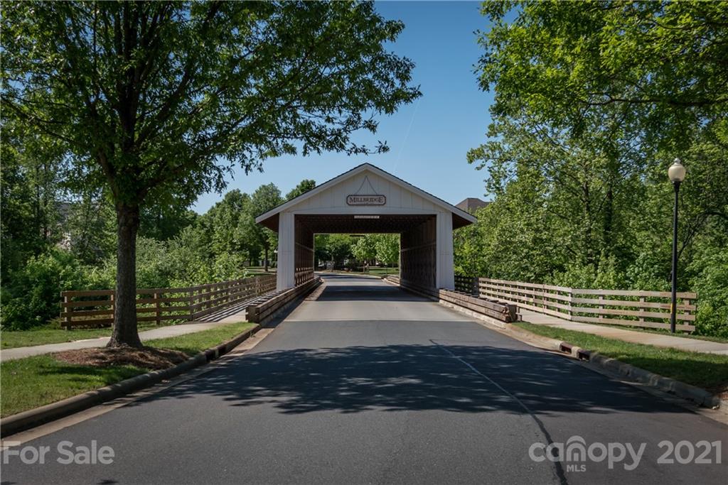 4007 Oakmere Road Waxhaw, NC 28173 - Photo 22 of 26 Gallery Image 22