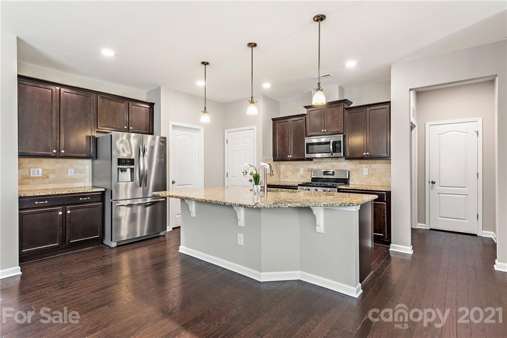 4007 Oakmere Road Waxhaw, NC 28173 - Photo 8 of 26 Gallery Image 8