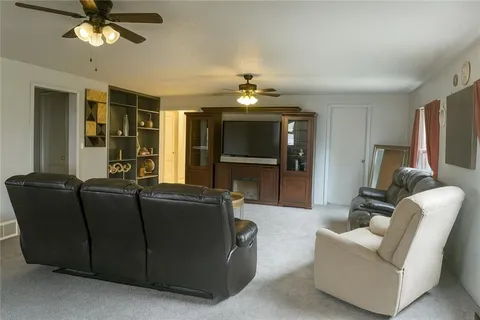 $100,000 | 8042 Brooklyn Avenue, Kansas City, MO 64132