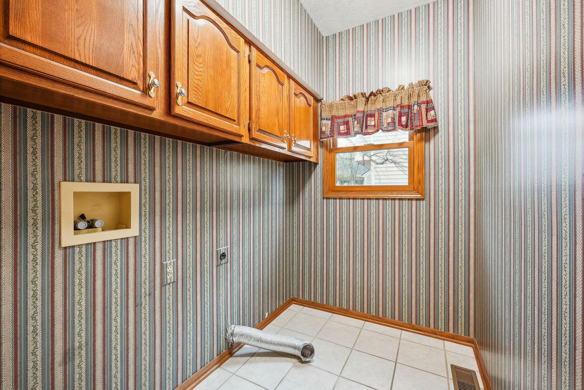 228 Ridge Side Drive Powell, OH 43065 - Photo 23 of 61 22-web-or-mls-228-ridge-side-dr