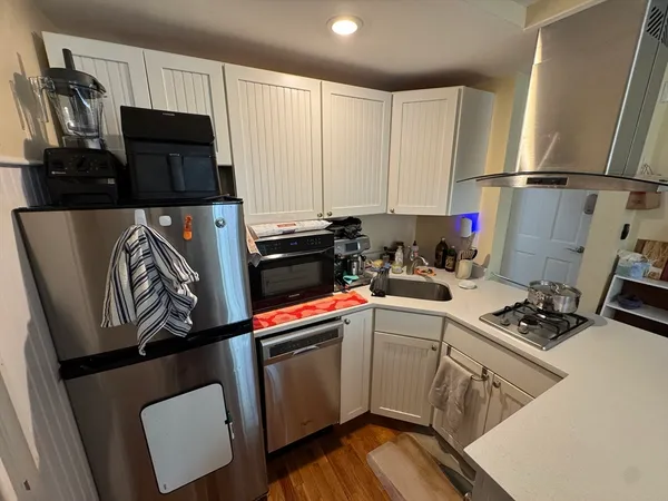$3,550 | 65 Walden Street, Unit 2, Cambridge, MA 02140