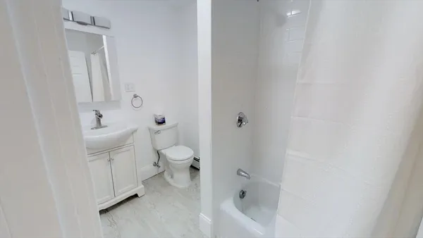 $3,550 | 65 Walden Street, Unit 2, Cambridge, MA 02140