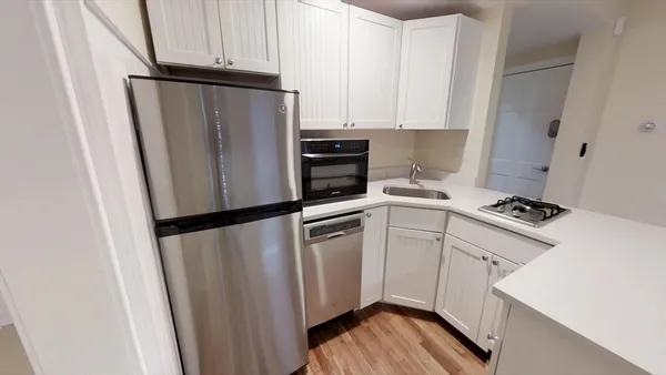 $3,550 | 65 Walden Street, Unit 2, Cambridge, MA 02140