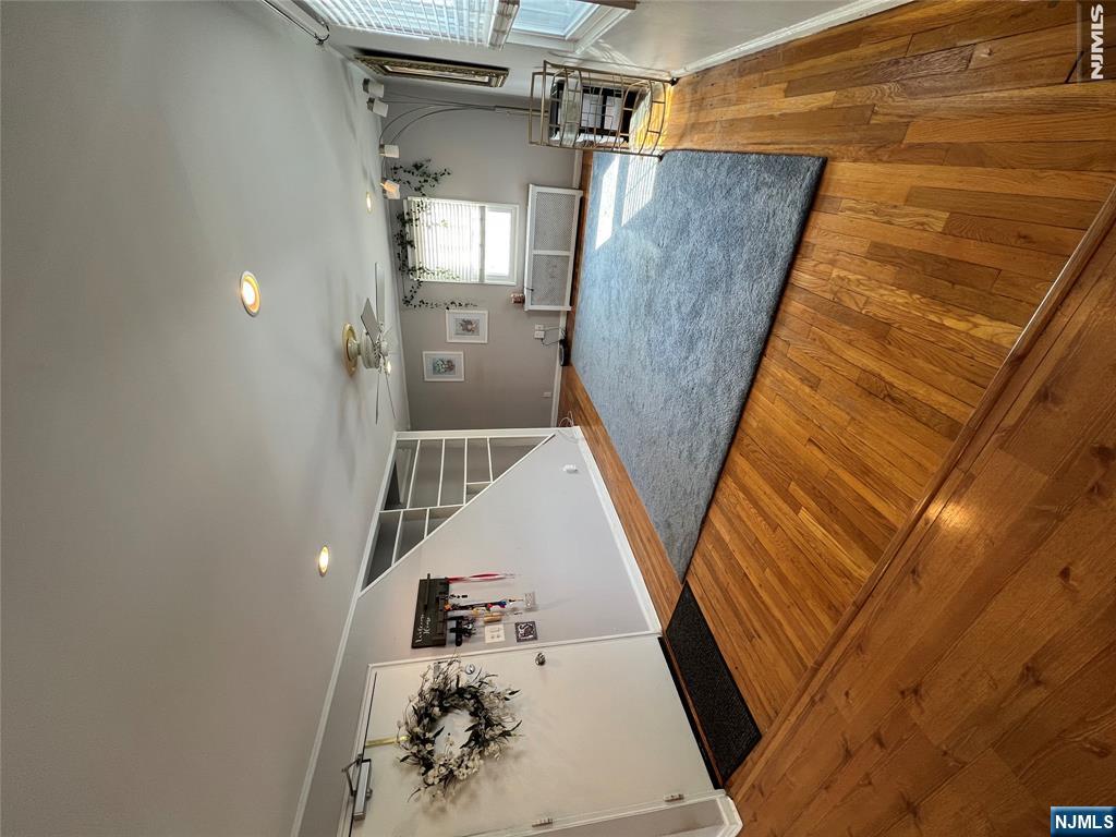 134 B Hastings Avenue Rutherford, NJ 07070 - Photo 6 of 12