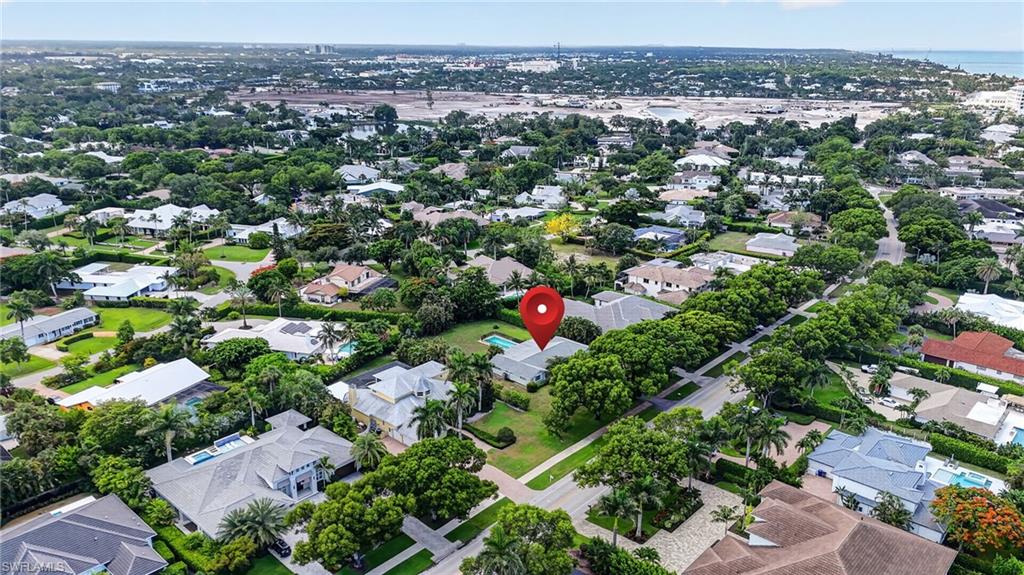 1608 Crayton Road Naples, FL 34102 - Photo 23 of 32