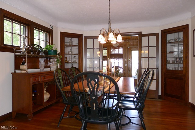 2012 Rossmoor Road Cleveland Heights, OH 44118 - Photo 4 of 25