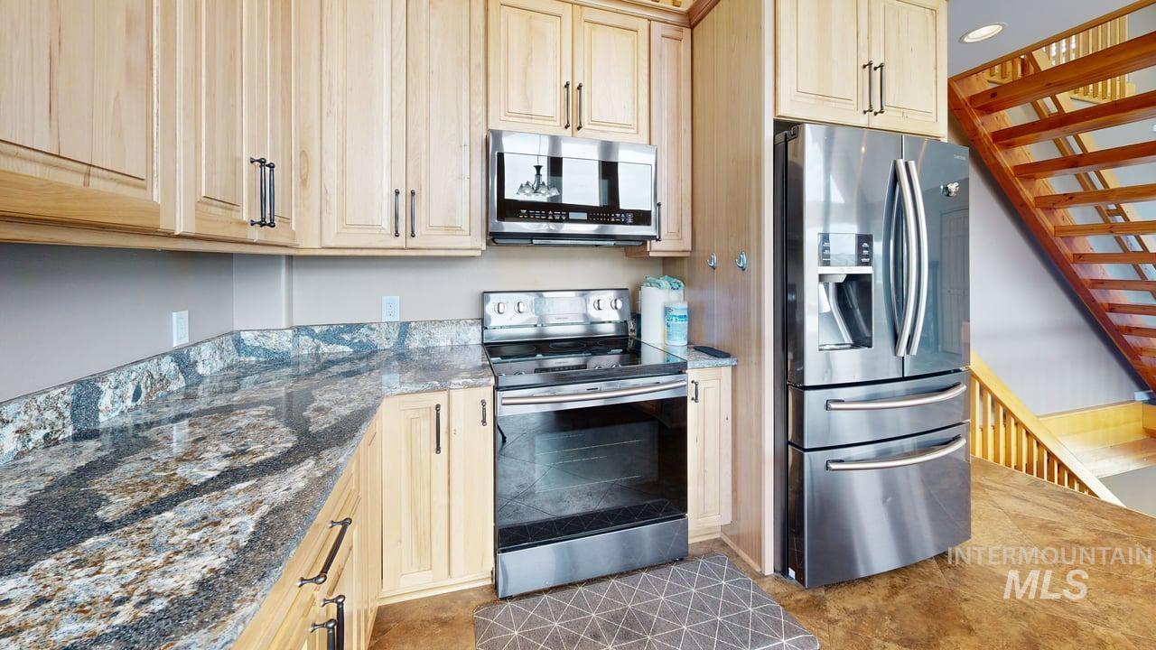 25277 Ridge Lane Juliaetta, ID 83535 - Photo 9 of 44