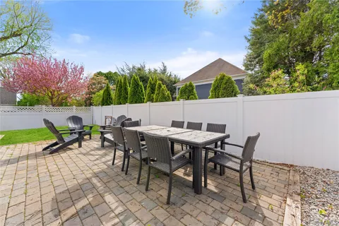 $1,025,000 | 29 Glendale Avenue, Armonk, NY 10504