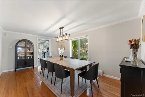 $1,025,000 | 29 Glendale Avenue, Armonk, NY 10504