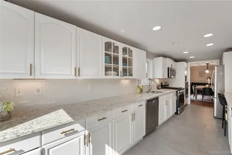 $1,025,000 | 29 Glendale Avenue, Armonk, NY 10504