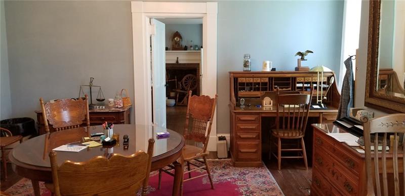 237 West Market Street Mercer, PA 16137 - Photo 8 of 24 Dining room