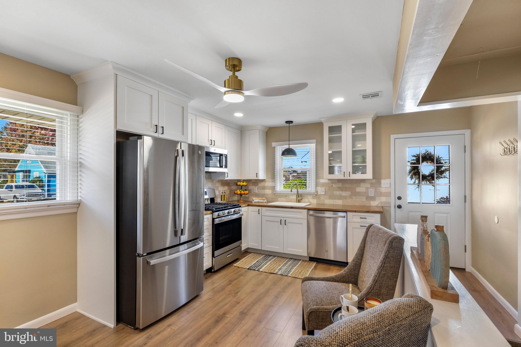14 Alton Road Hamilton, NJ 08619 - Photo 13 of 35 Kitchen