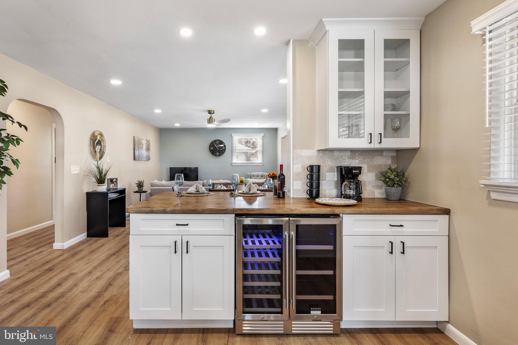 14 Alton Road Hamilton, NJ 08619 - Photo 15 of 35