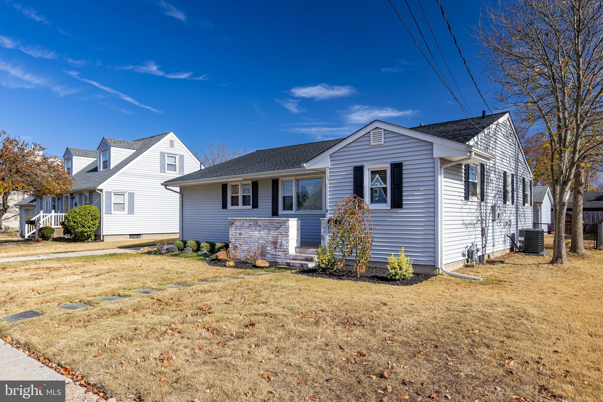 14 Alton Road Hamilton, NJ 08619 - Photo 3 of 35
