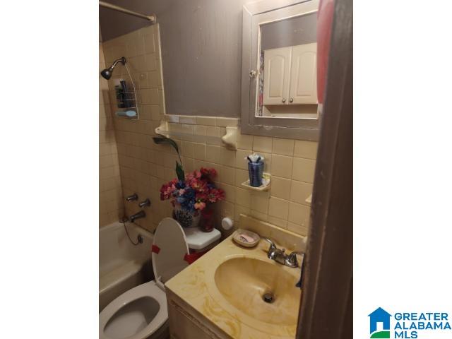2016 Lee Terrace Southwest Birmingham, AL 35211 - Photo 21 of 25