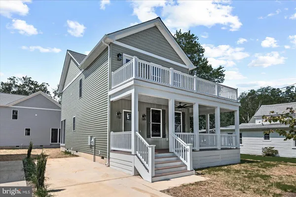 a front view of a house with entryway