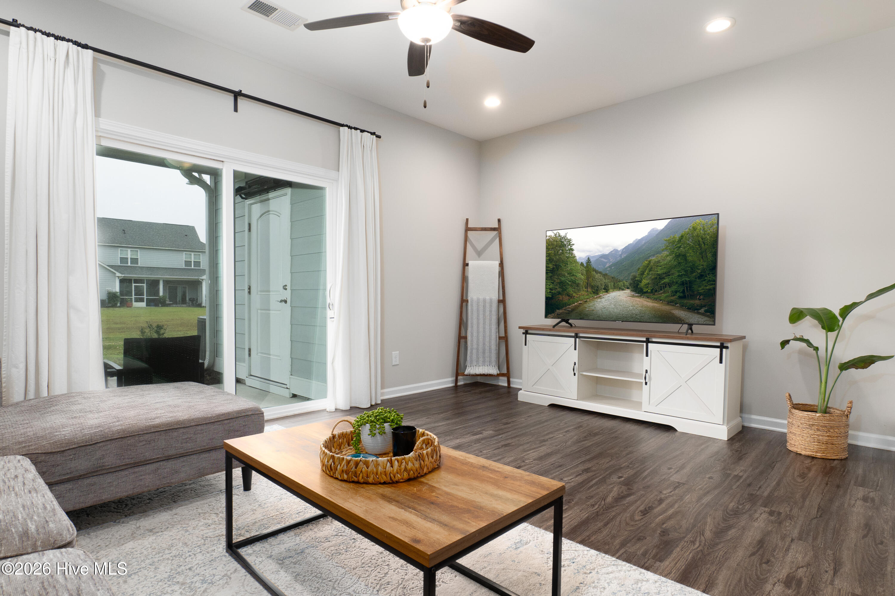 175 Old Murdoch Road, Unit 303 Morehead City, NC 28570 - Photo 10 of 21