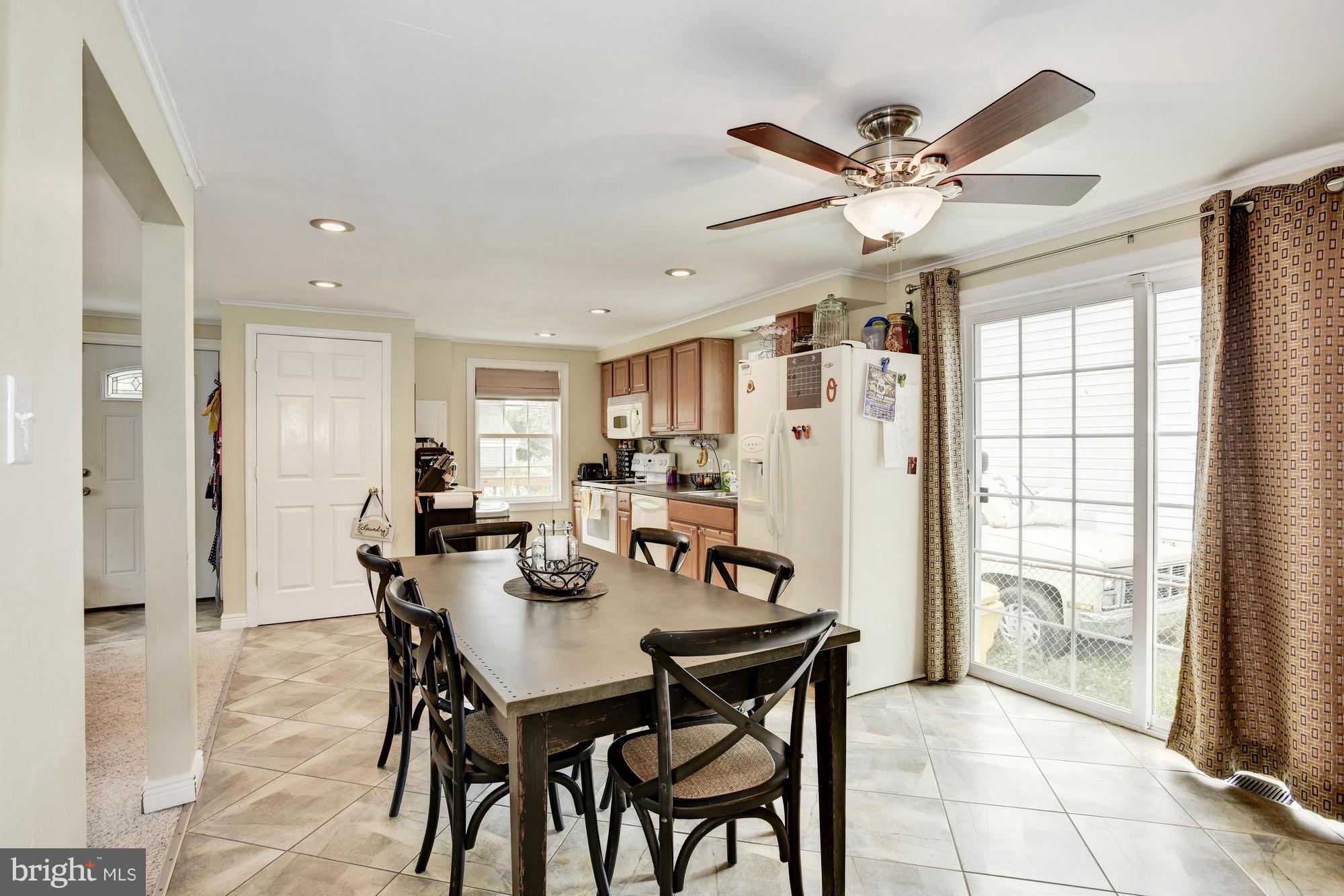 300 Winston Road Pasadena, MD 21122 - Photo 11 of 23 Dining Room