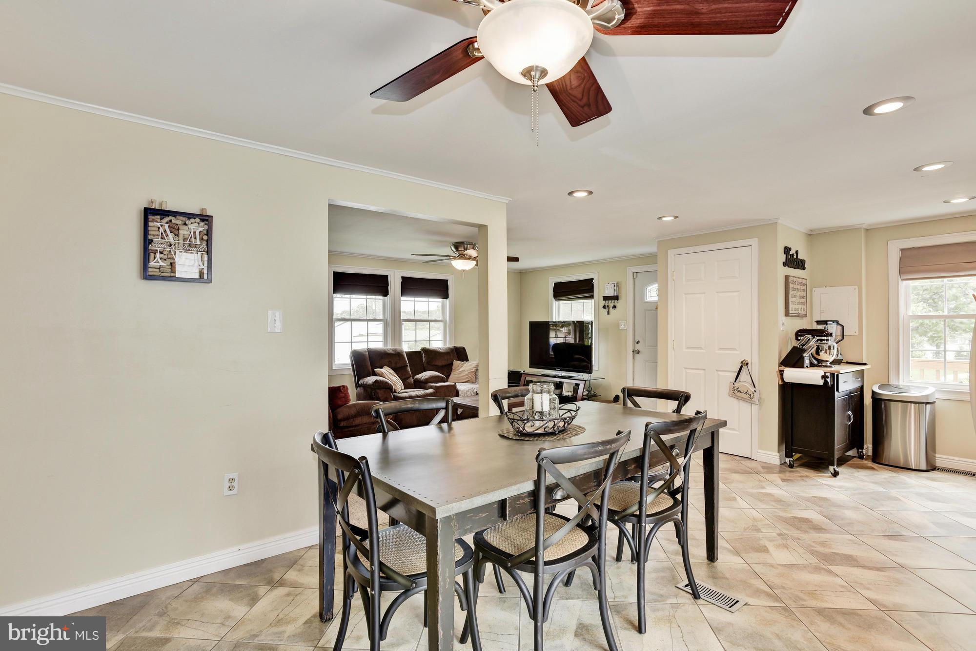 300 Winston Road Pasadena, MD 21122 - Photo 12 of 23 Dining Room