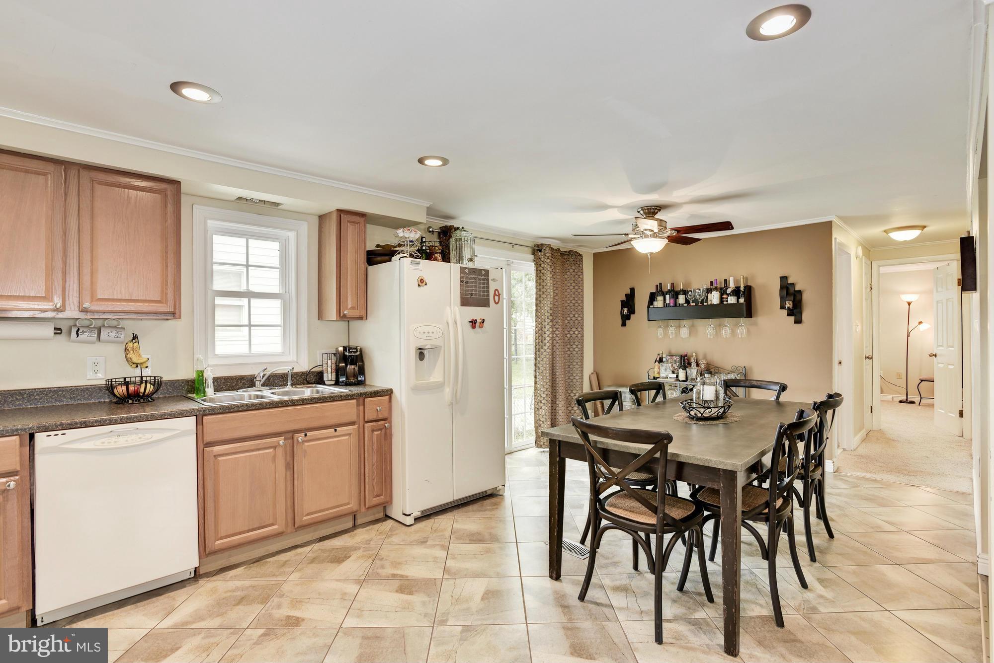 300 Winston Road Pasadena, MD 21122 - Photo 10 of 23 Kitchen