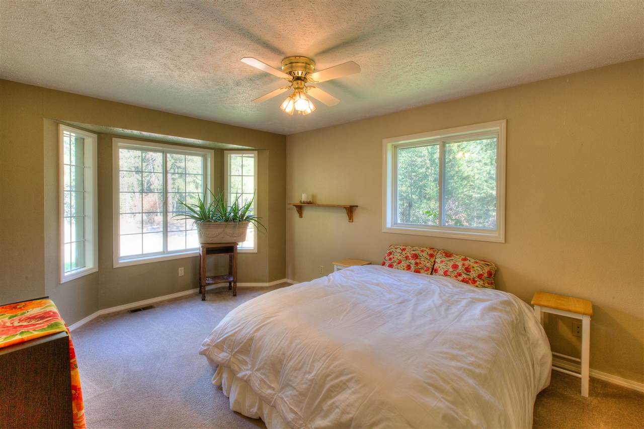 9212 East Lindgren Road Spokane, WA 99217 - Photo 12 of 20