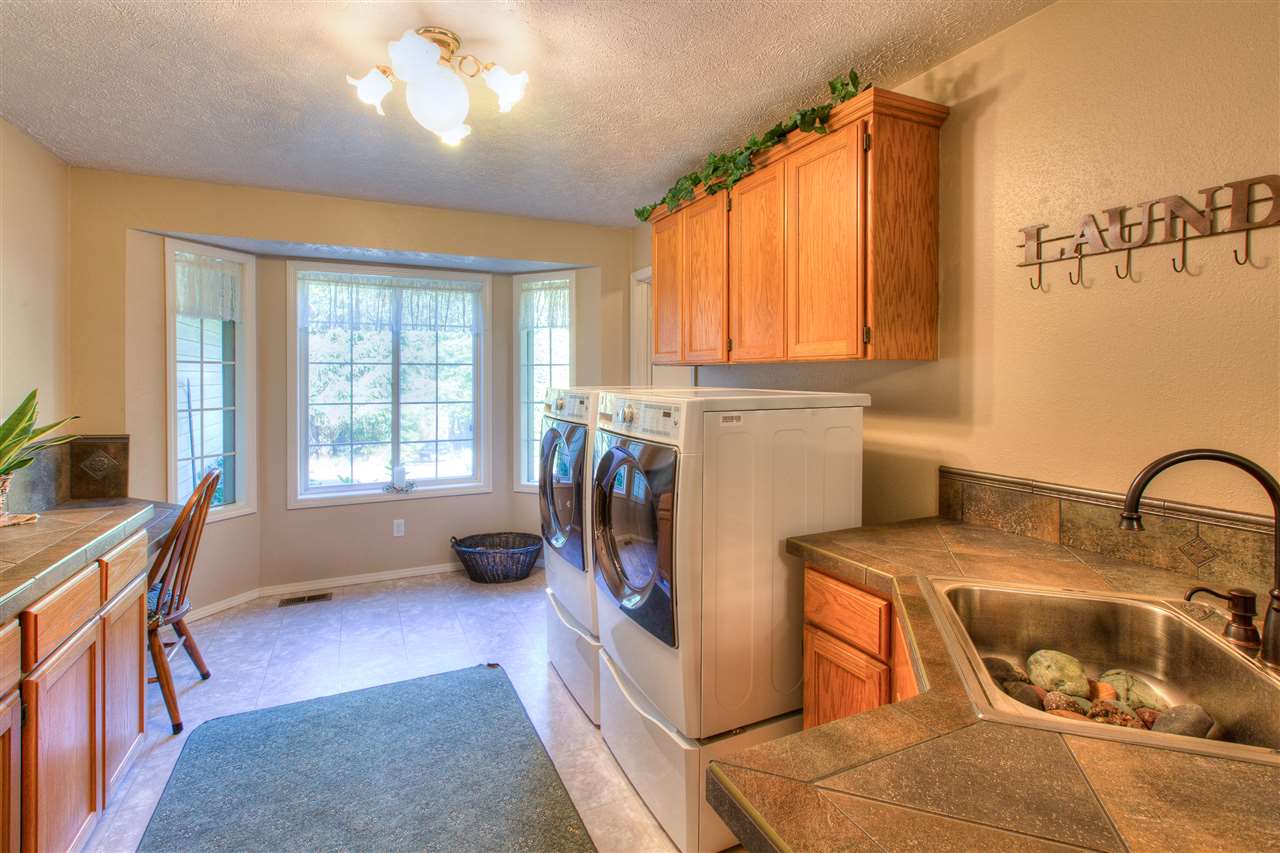 9212 East Lindgren Road Spokane, WA 99217 - Photo 14 of 20