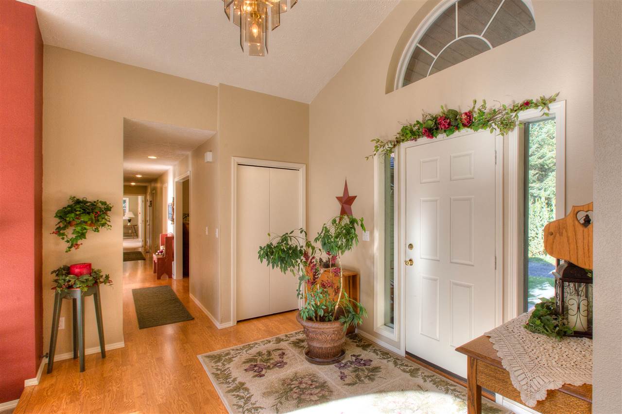 9212 East Lindgren Road Spokane, WA 99217 - Photo 3 of 20