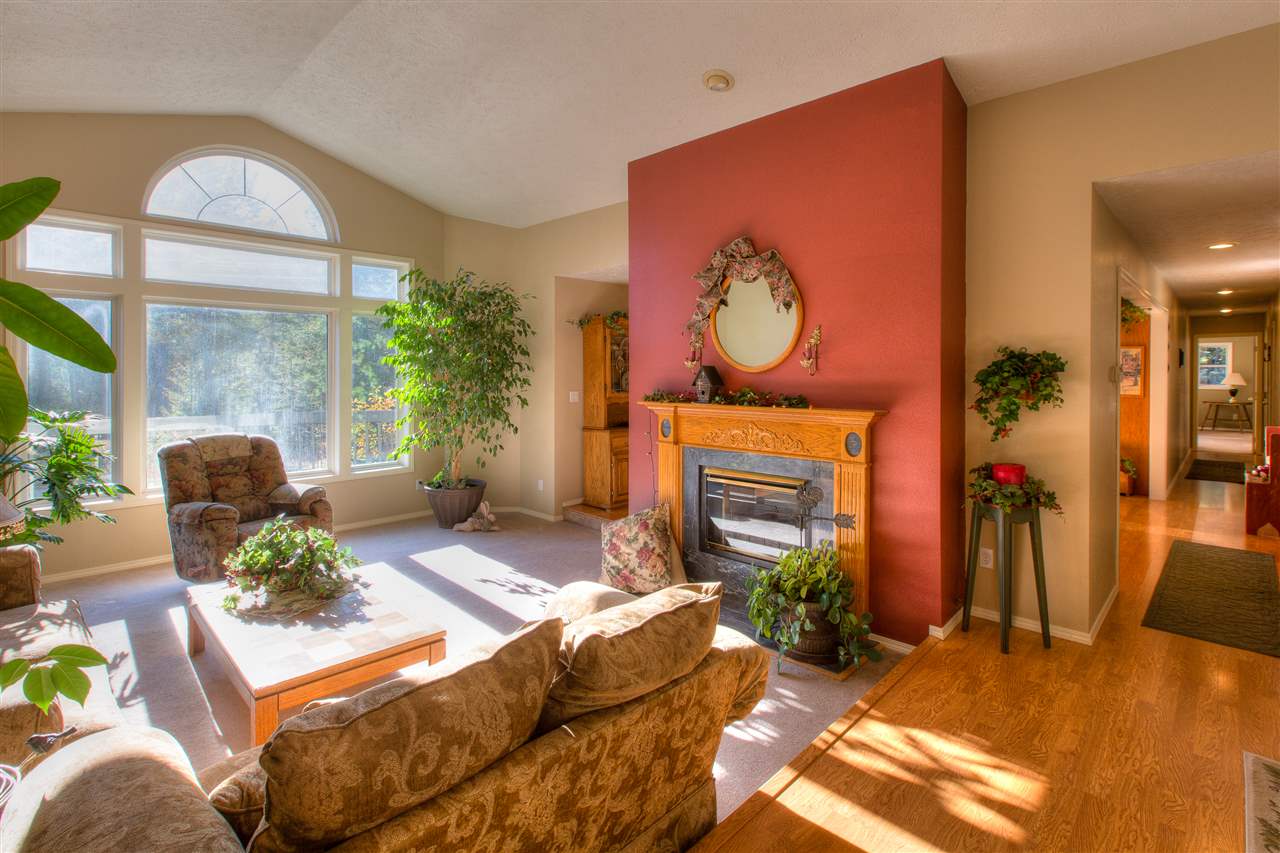 9212 East Lindgren Road Spokane, WA 99217 - Photo 4 of 20