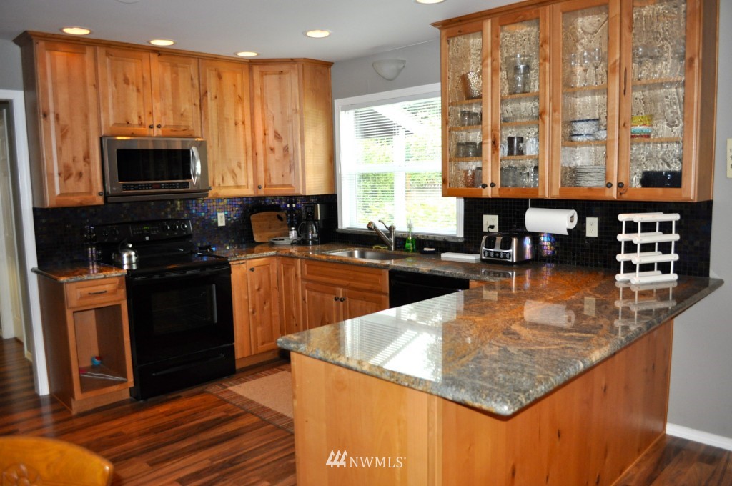 1194 Taylor Cutoff Road Sequim, WA 98382 - Photo 8 of 25