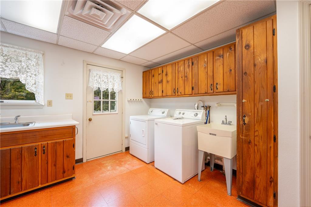 135 Cramer Road Latrobe, PA 15650 - Photo 16 of 36