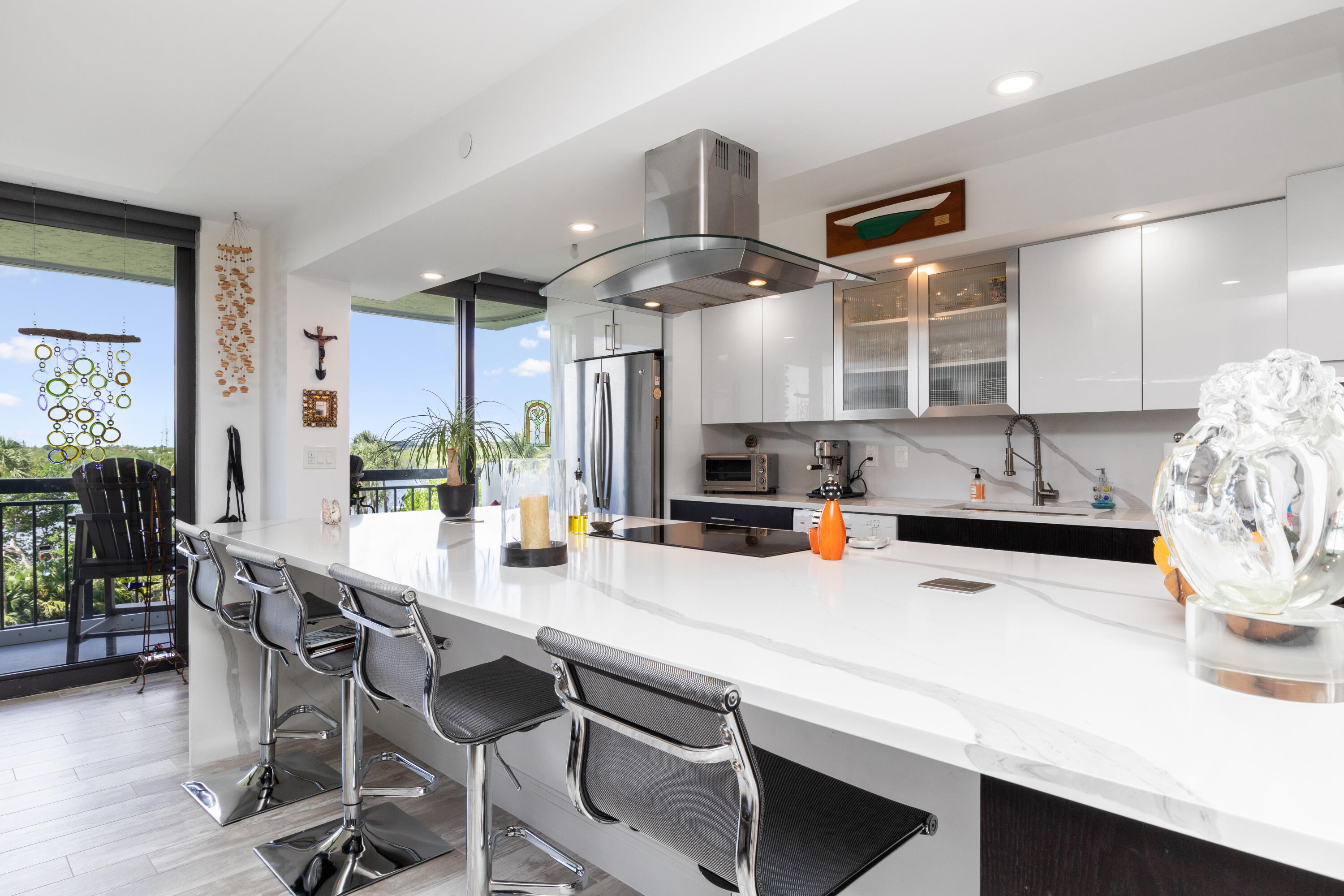 2003 North Ocean Boulevard, Unit 405 Boca Raton, FL 33431 - Photo 20 of 52 Kitchen