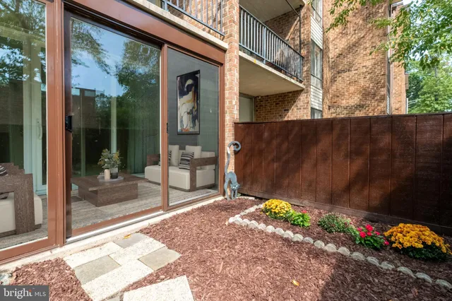 $109,000 | 8493 Greenbelt Road, Unit 8493T2, Greenbelt, MD 20770