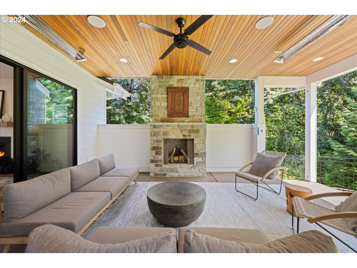 2850 Southwest Turner Road West Linn, OR 97068 - Photo 20 of 48