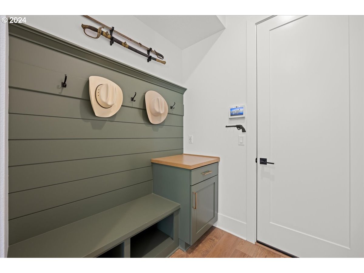 2850 Southwest Turner Road West Linn, OR 97068 - Photo 22 of 48