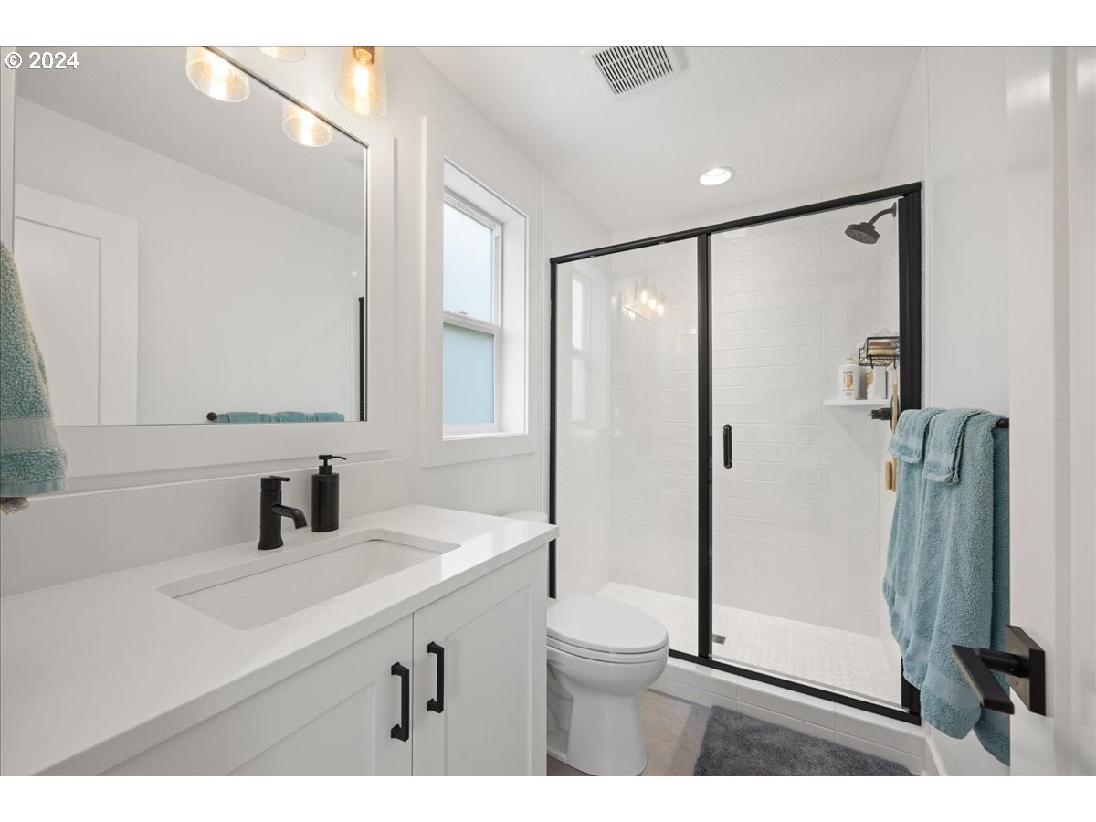 2850 Southwest Turner Road West Linn, OR 97068 - Photo 32 of 48