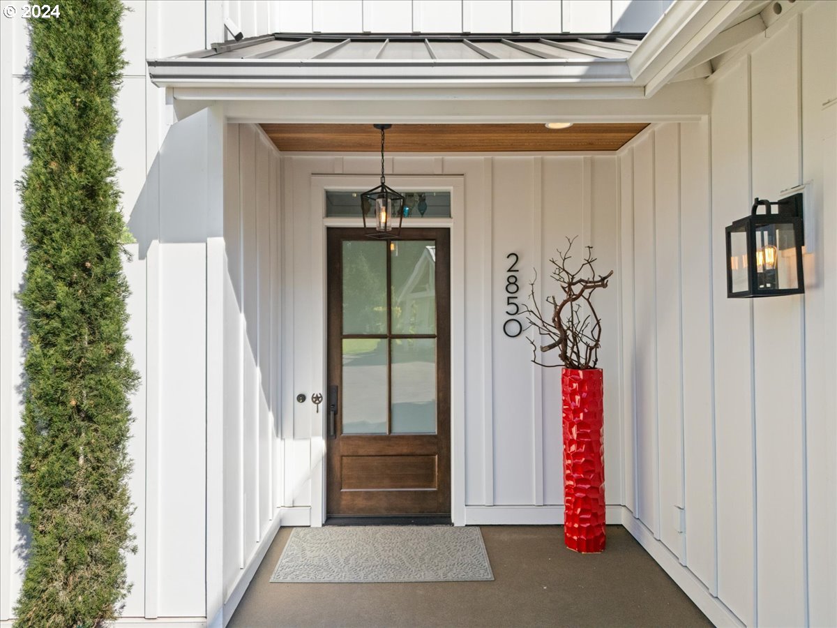 2850 Southwest Turner Road West Linn, OR 97068 - Photo 4 of 48