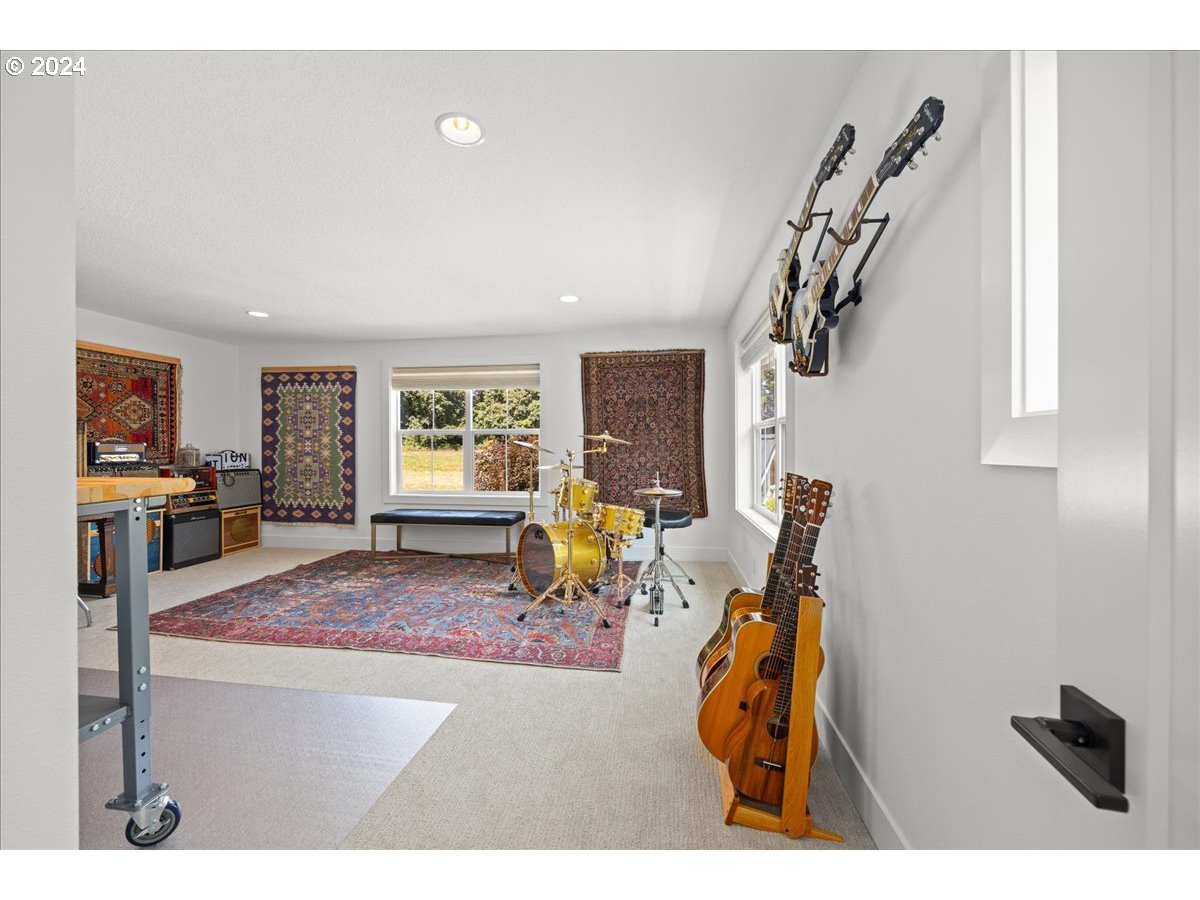 2850 Southwest Turner Road West Linn, OR 97068 - Photo 43 of 48