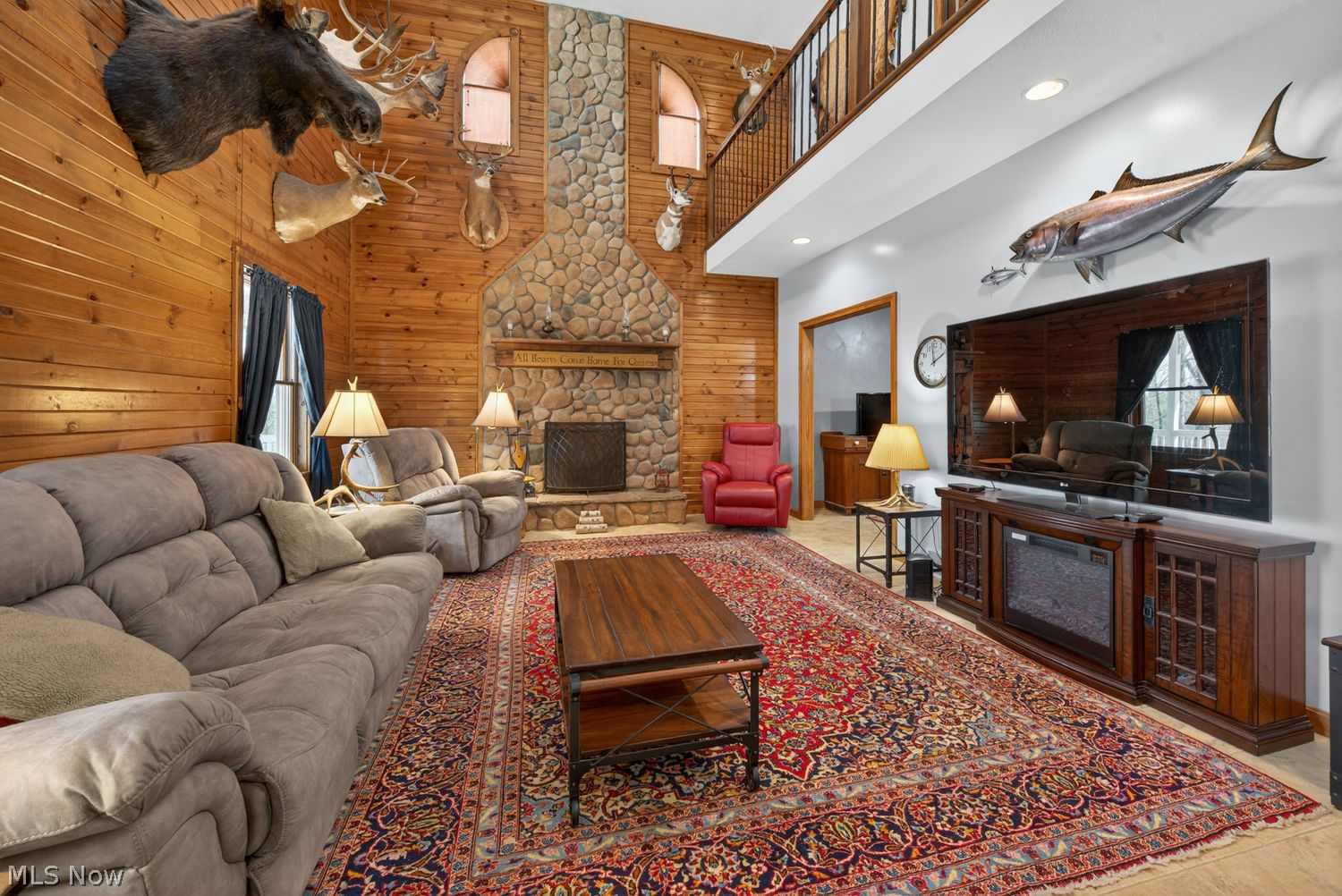 5042 Shawnee Road Carrollton, OH 44615 - Photo 10 of 48 Great room